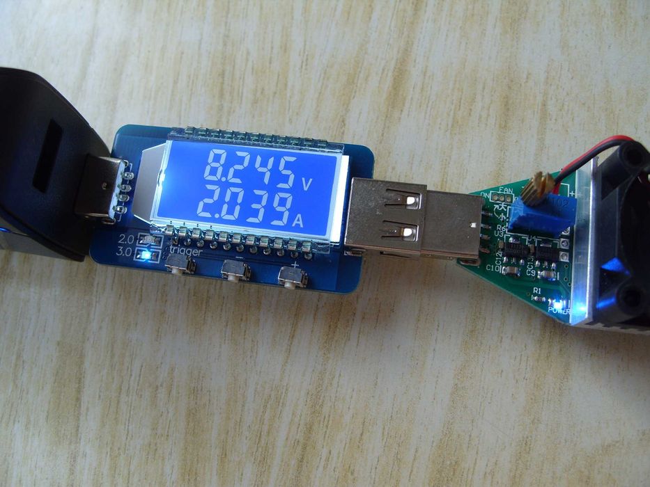 Бързо USB зарядно TE-820, 28W, 2 USB извода