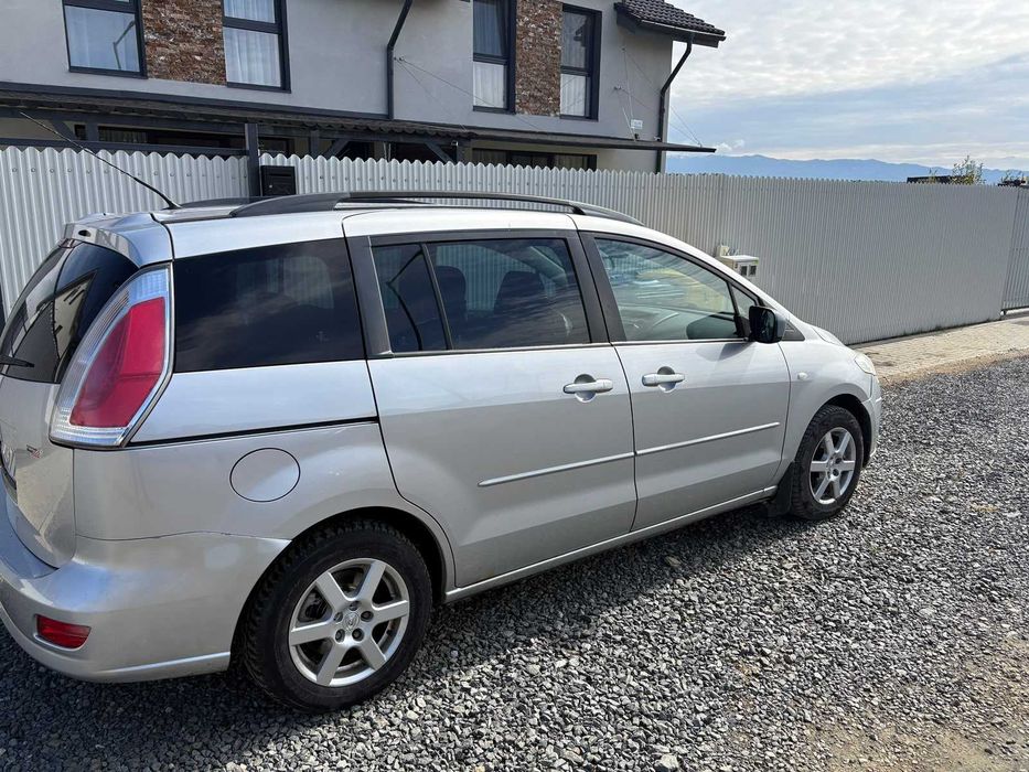 Vând Mazda 5 – 2.0 Diesel, 7 locuri – 2.000 € negociabil