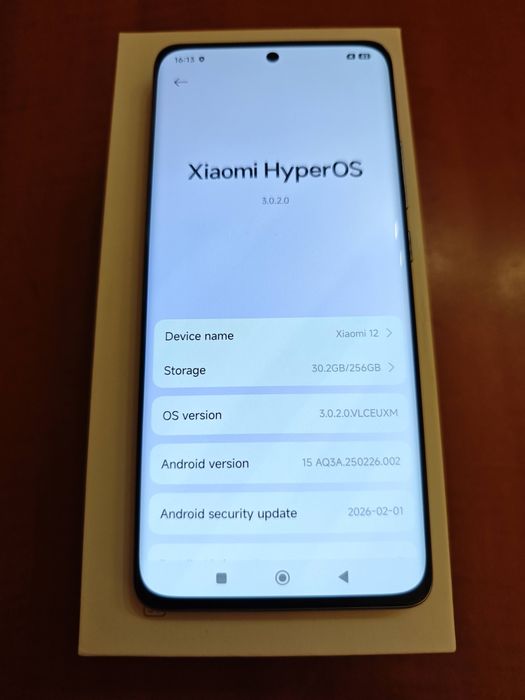 Перфектен Xiaomi 12 5G 8GB / 256 GB