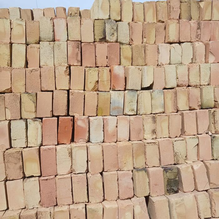 Кирпич уштушини бар