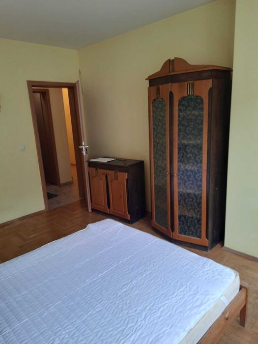 Дава се под наем Тристаен апартамент в София, Белите брези - 119 кв.м за 600 € - Снимка #6