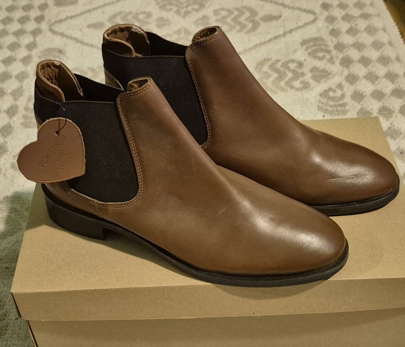 Класически кожени боти до глезена в цвят коняк