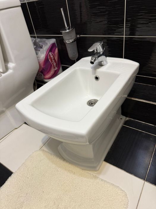 Биде со смесителем