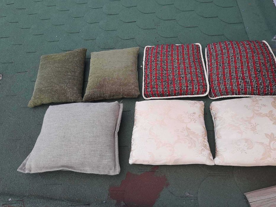 Малки възглавници за дивани, кресла, фотьойли, столове и други