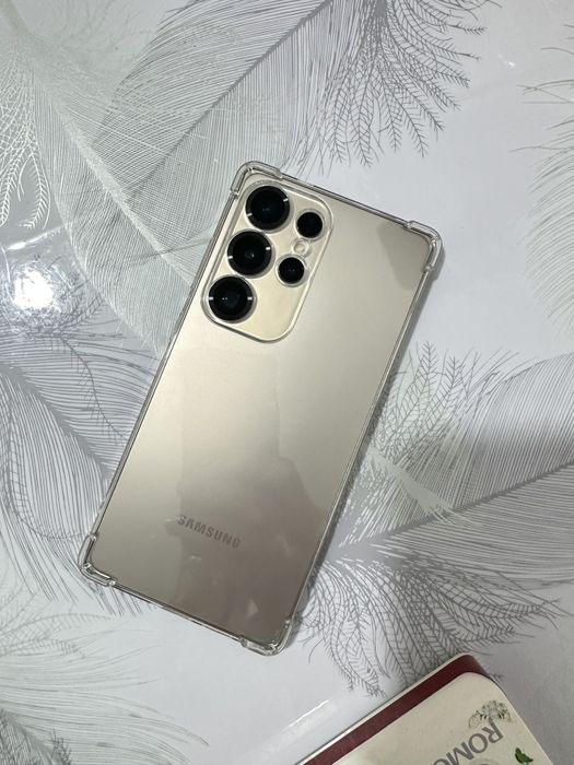 Самсунг Галакси S25 Ультра, 256 Гб. В отличном состоянии.