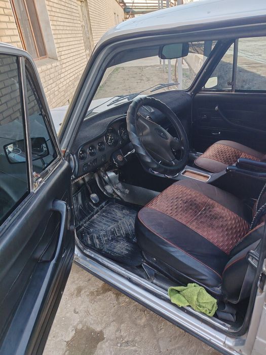 Jiguli 06 2000 yil moshina