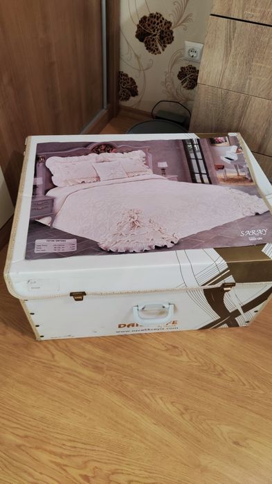 Луксозно  покривало за спалня