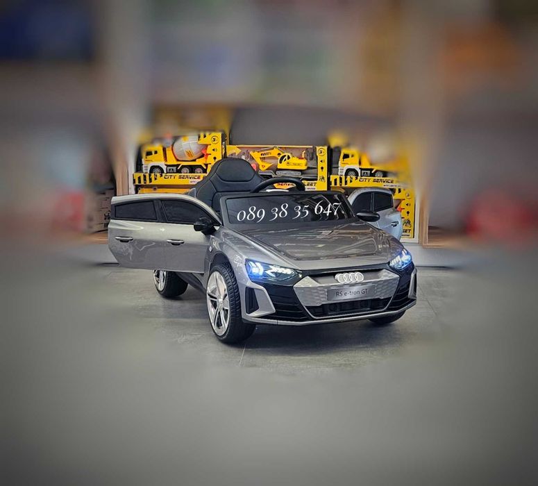 ТОП ЦЕНА!НОВО!Акумулаторна кола AUDI RS E-TRON с 12V,EVA ГУМИ,металик