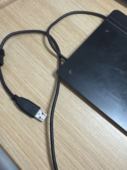 Tableta grafica cu stilou si cablu