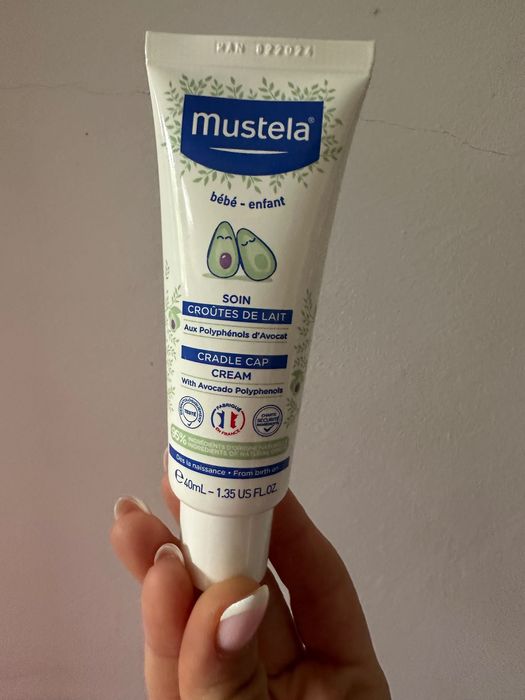 Крем за крусти- Mustela