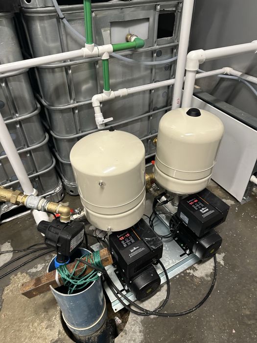 Repar hidrofoare , pompe sumersibile si schimb cu altele noi .