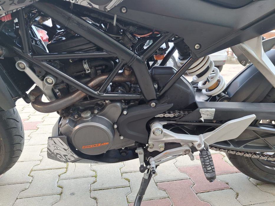 KTM DUKE 125 2016