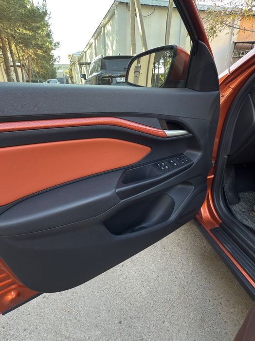 Lada Vesta Cross SW (Mars) full