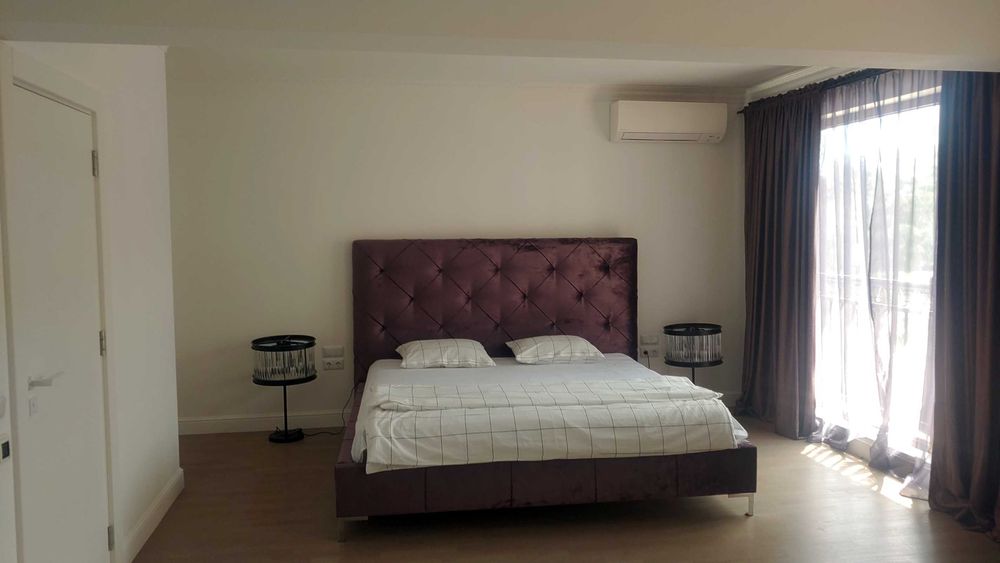 Заедно тристаен и двустаен апартамент, обединени в един голям