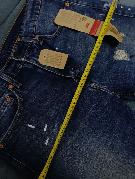 Levis noi mărimea M pentru bărbați