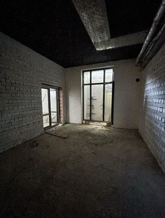 Срочно продается офис  в ЖК Милано , нежилое помещение 295 м2