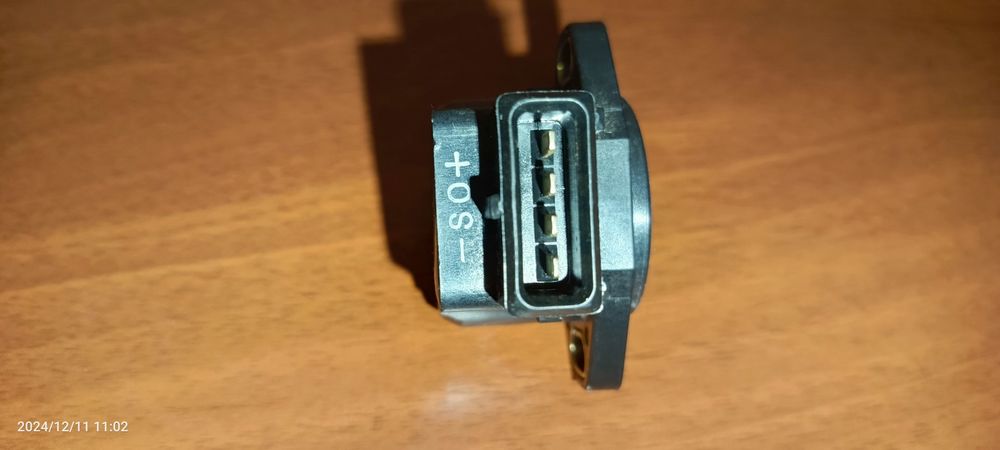 Датчик положения дроссельной заслонки, Throttle position sensor