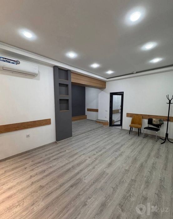 Сдаётся офис 170 м²/Хамид Алимджана / Дархан