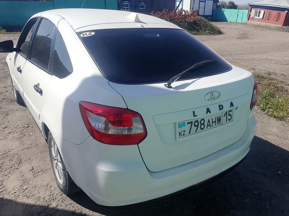 продам ладу гранту год 20015