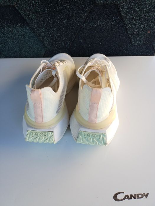 Маратонки Манго 40 номер