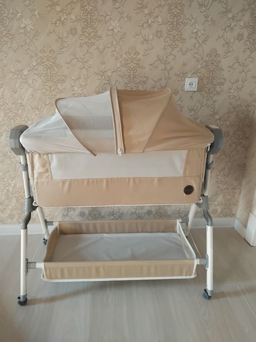 Электрон детиский кроват.