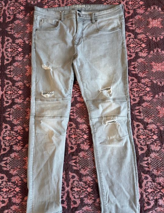 Мъжки дънки и панталони