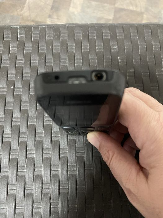 Мобилен телефон с копчета Nokia 100