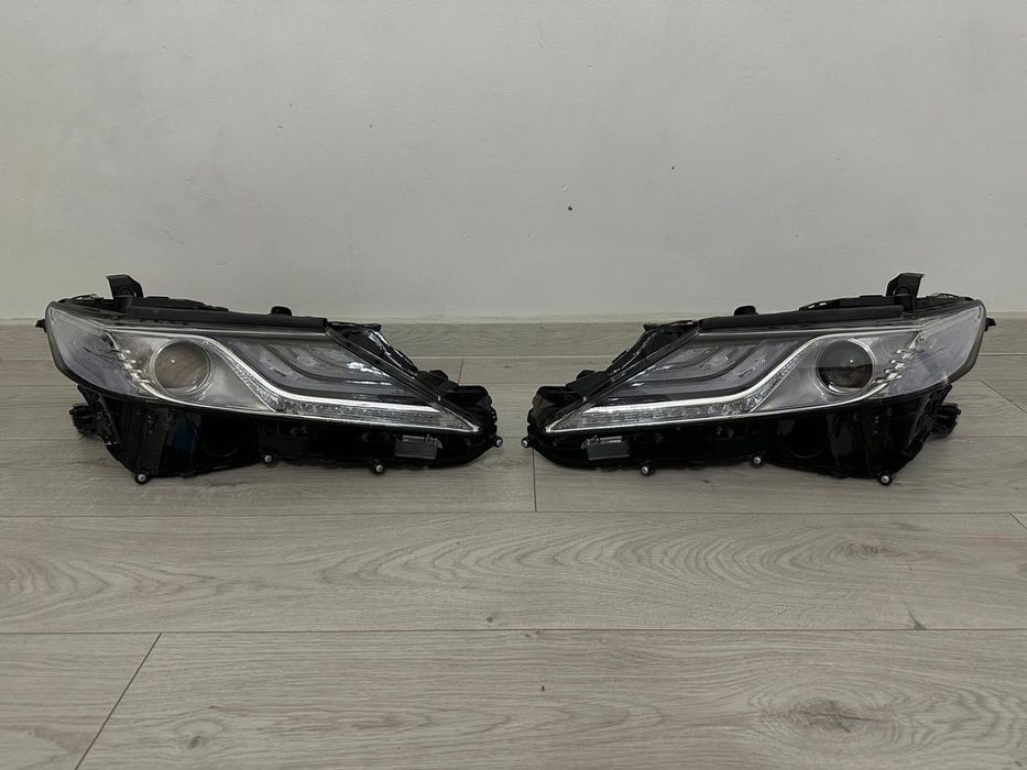 Фары Toyota camry 70/75