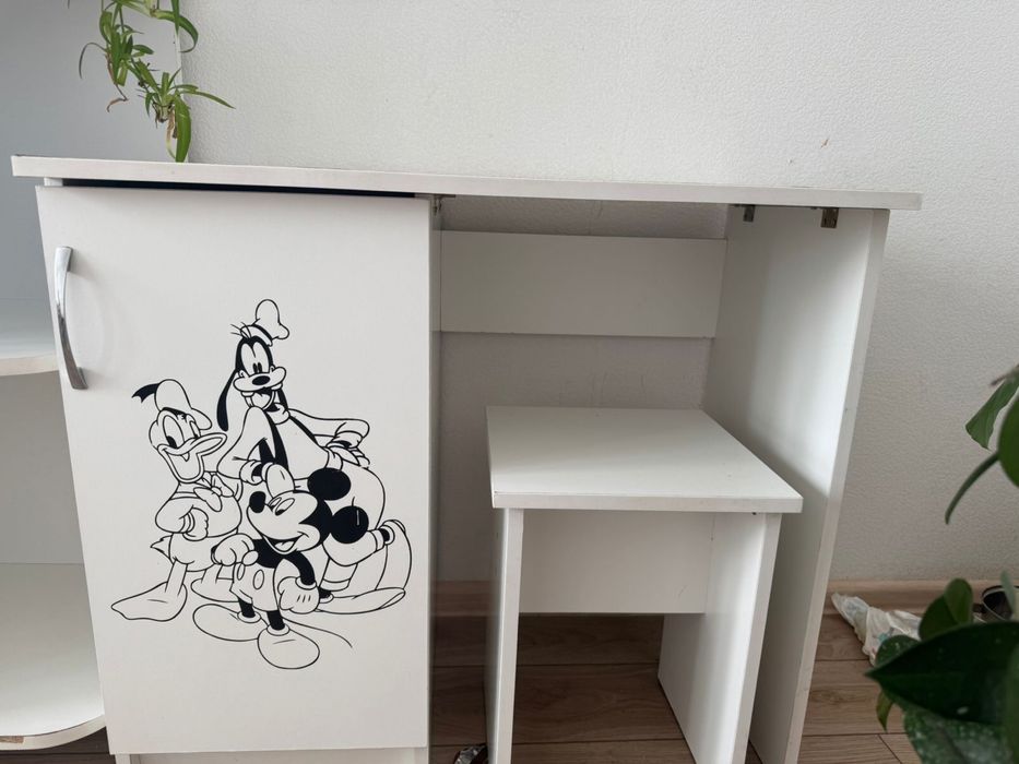 Детский шкаф диван парта