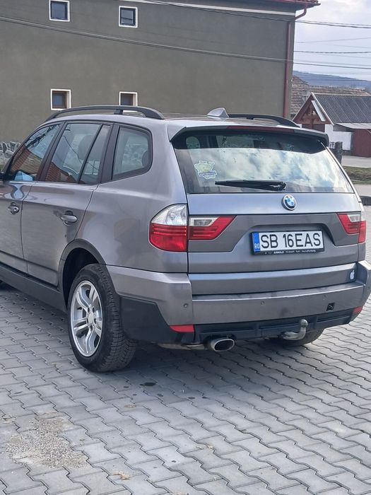 Vând bmw x3 e83 2010