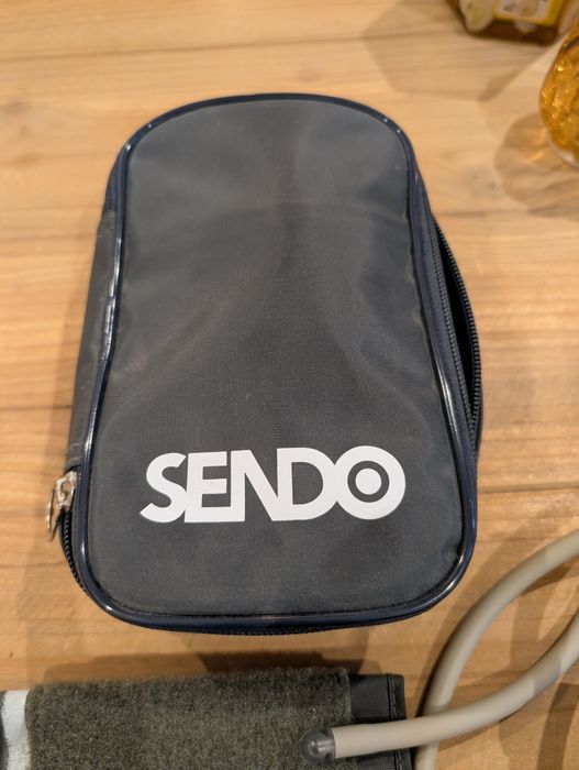 Апарат за кръвно Sendo Economy