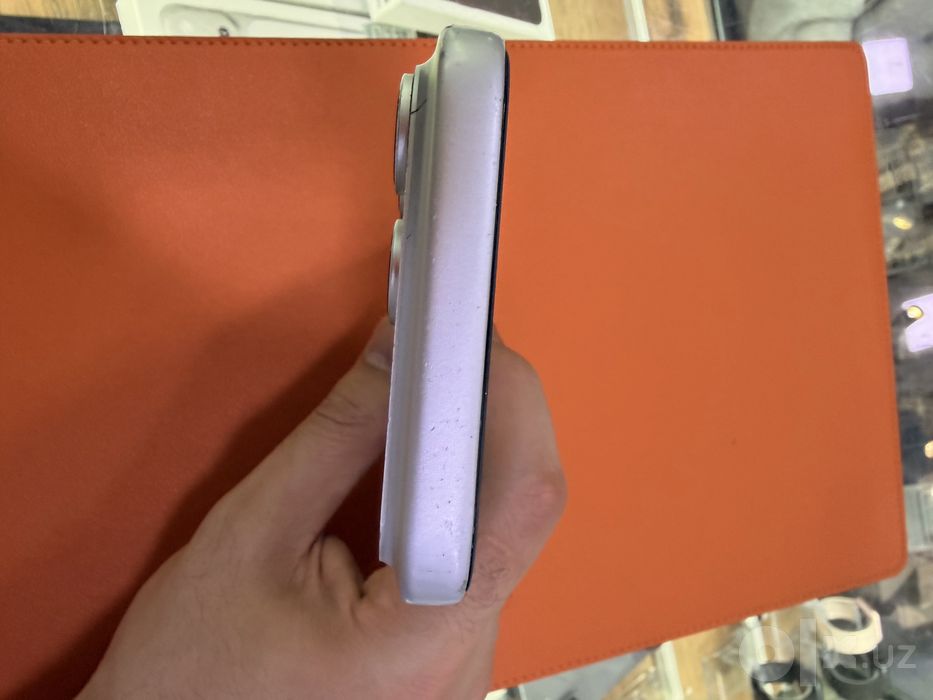 Iphone 17 pro max silver