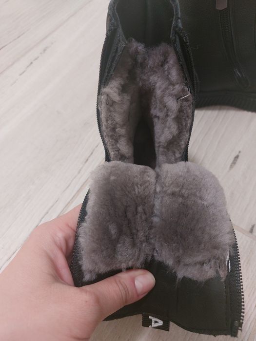 Продам обувь детскую