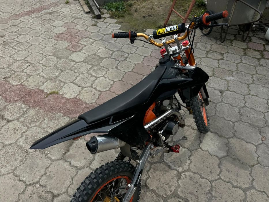 Питбайк, черный питбайк