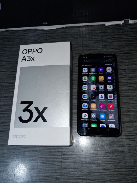 Смартфон OPPO A3x.