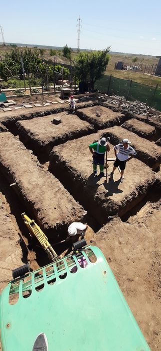 Excavari,piconari, bobcat ,sapaturi