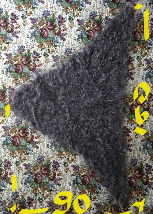 Шаль ( косынка) состояние -  новая.