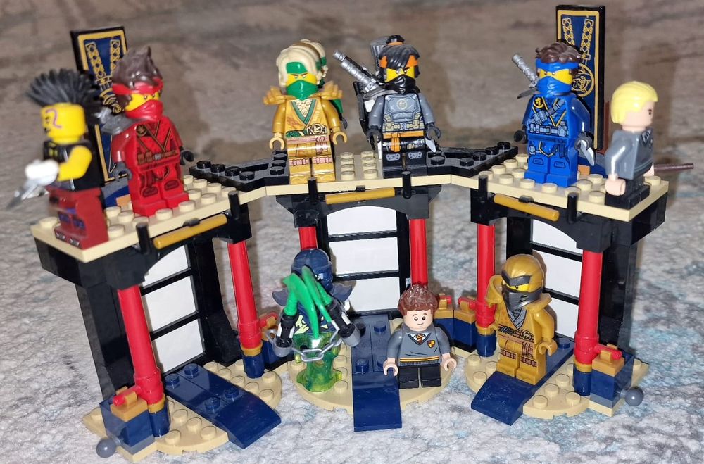 Lego ORIGINALE și jucării ( Pușca Nerf Vagabond aproape noua cu 6 gloante)