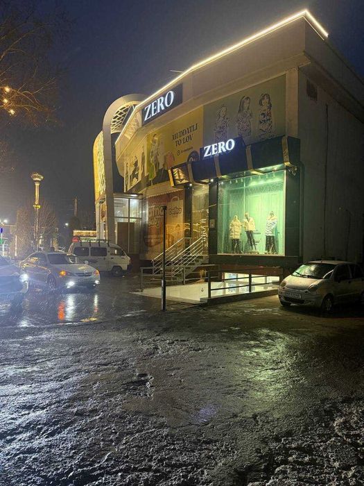 Uchqorgon tumani bino