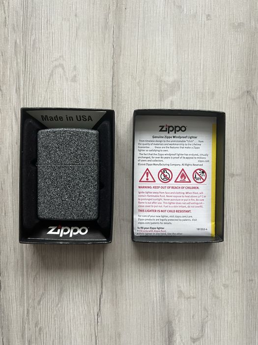 Bricheta Zippo de origine metalica, benzina, noua in cutie