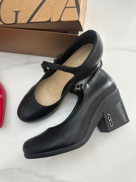 Продам осенние сапоги