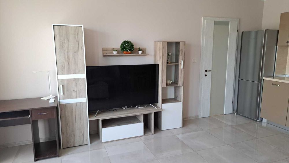 Дава се под наем Двустаен апартамент в Пловдив, Беломорски - 76 кв.м за 470 € - Снимка #3