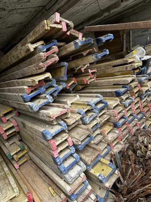 de inchiriat | PANOURI Cofraj, POPI și GRINZI Doka