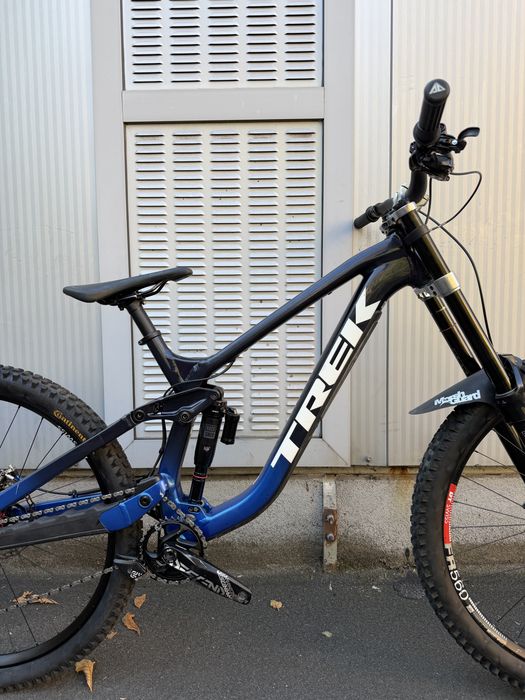 Trek Session 9 2025 R3