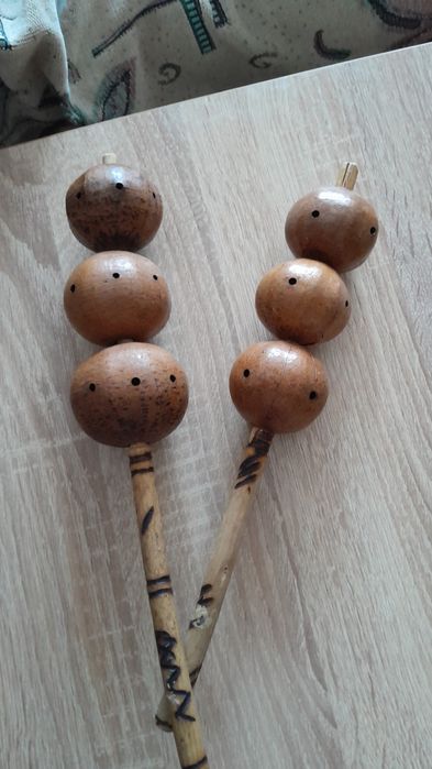 Маракасы . Дерево