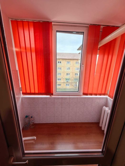 Ofer spre închiriat apartament de 2 camere, în Sfântu Gheorghe
