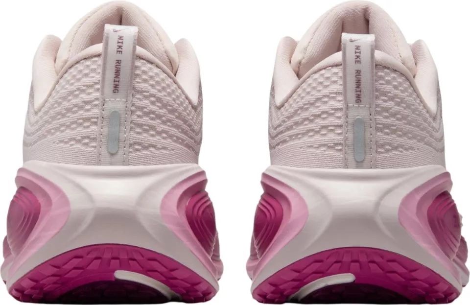 Nike Vomero Plus / 40