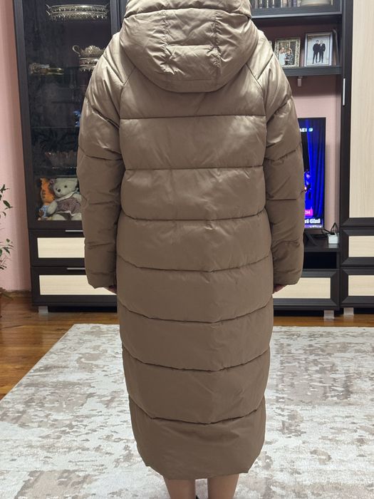 Зимний пуховик коричневый