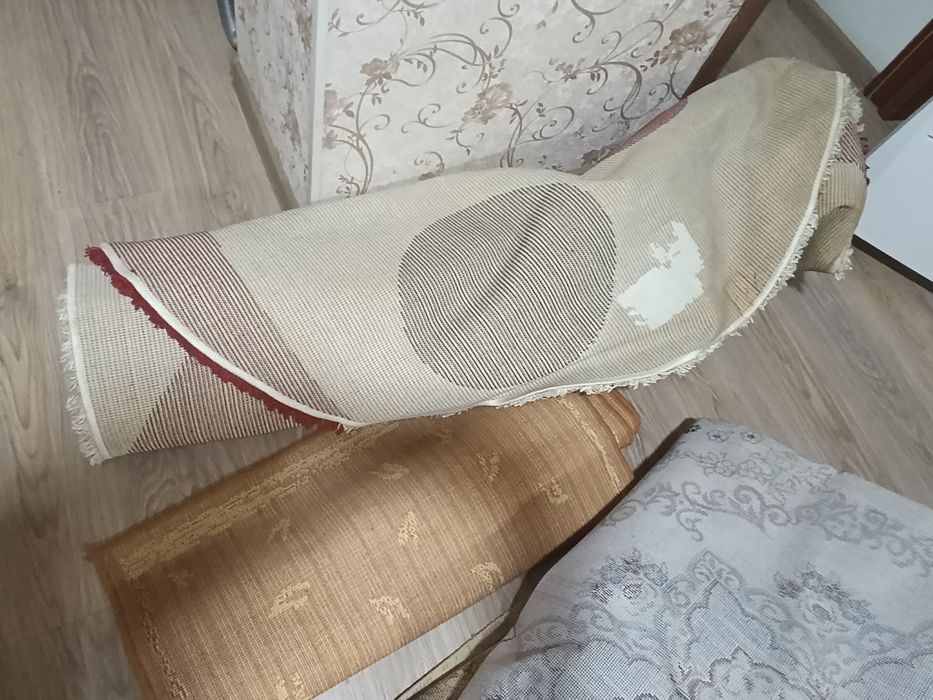 Ковры. Пять штук.