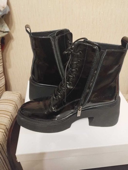 Ботинки демисезонные